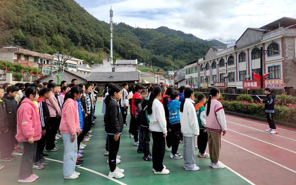 九道初级中学开展预防流感防控工作