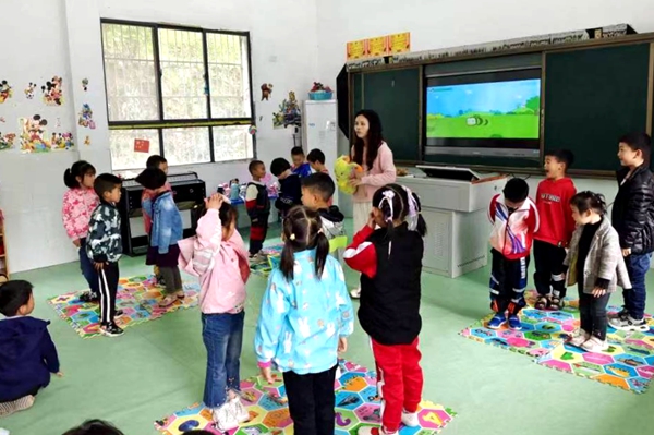 大木厂镇中心幼儿园开展送教下乡活动