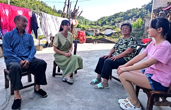 沙河初中：“敲门行动”进行时，安全教育再强化