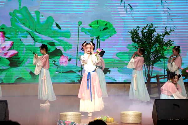 房县城关镇八一希望小学选送的情景剧《夏梦》将登上房县2024年春晚舞台