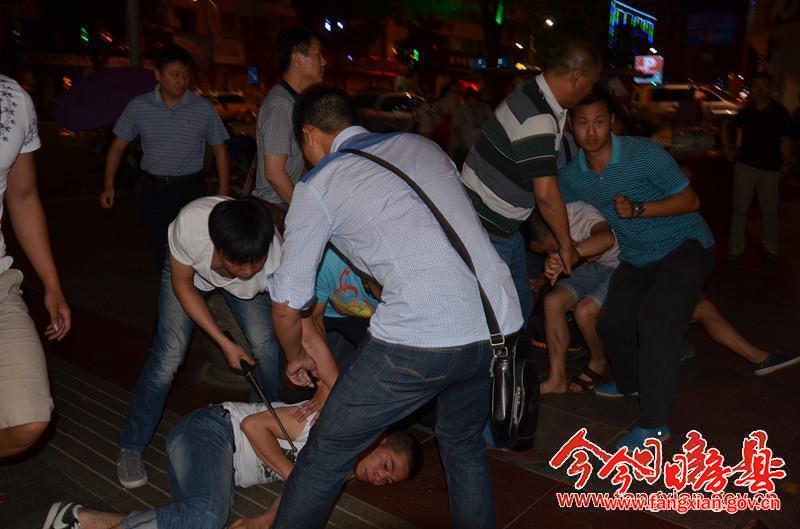 抓捕现场