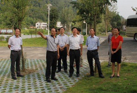 周霁来我县调研经济社会发展情况-今日房县网-- 房县门户