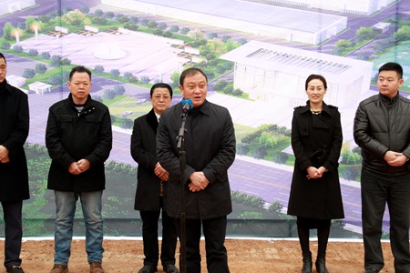 县委常委,副县长高明哲在仪式上致词