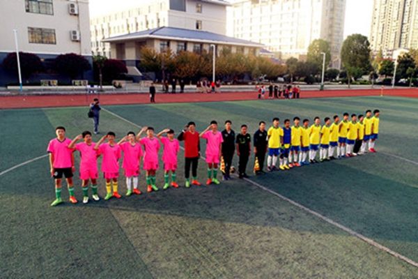 房县首届中小学生艺术节足球比赛圆满闭幕