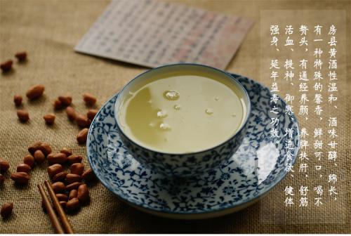 酒香飘万家，手工作坊做成大产业 ——房县发展黄酒产业记略