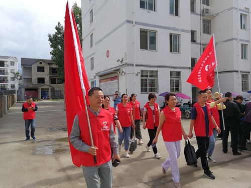 城关镇卫生院党支部开展文明志愿服务活动