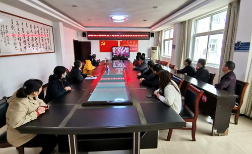 我县组织收看全市抗击新冠肺炎疫情表彰大会