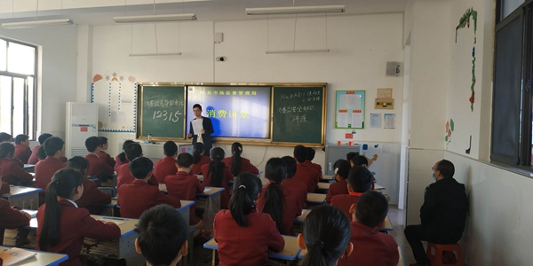 房县市场监管局深入开展“消费品质量安全进校园”活动