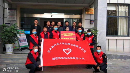 县城市管理执法局：深入社区讲党课