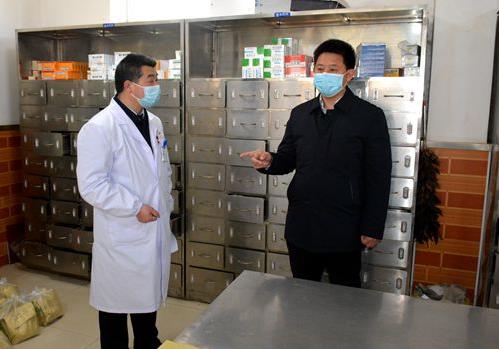 纪道清督导检查风险预警小区管控工作