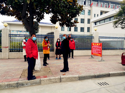 房县东城小学：“爱心帐篷”进驻“鸿江学府”