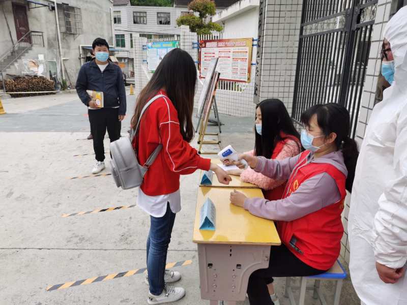 上龛学校举行学生复学返校、在校突发情况应急演练