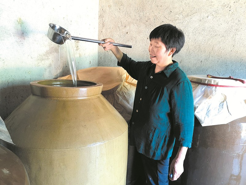 把奋斗的日子酿成酒 ——房县门古寺镇高塘村村民熊次连的脱贫故事