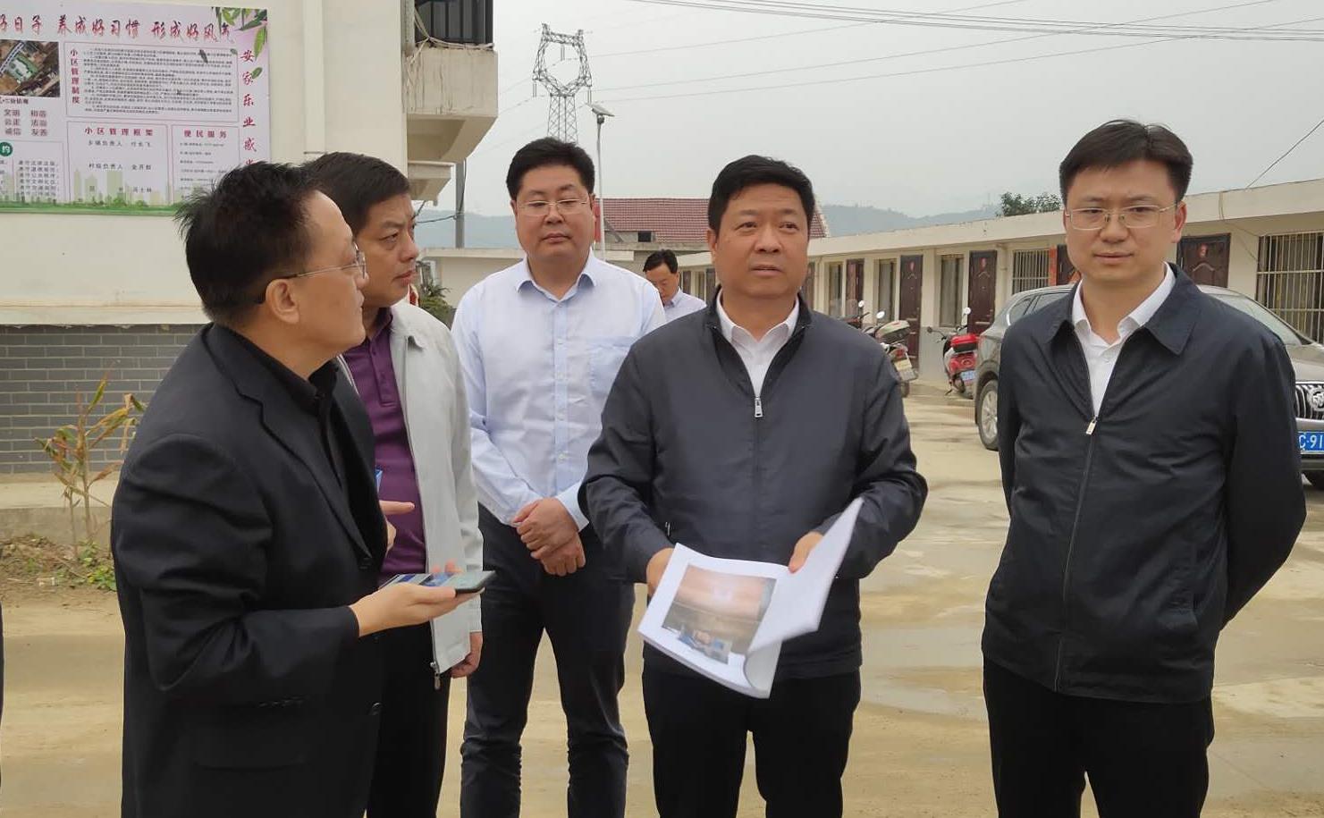 国家自然资源武汉督察局来我县调研违规建筑拆除情况