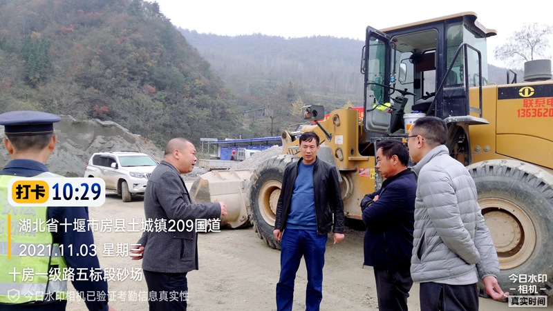 我县持续推进砂石料治理“风暴”专项行动