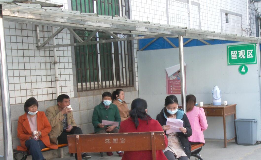 我县为适宜人群接种新冠疫苗