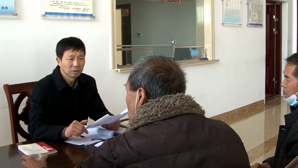 陈小山荣获第二届湖北省 “最美信访干部”荣誉称号