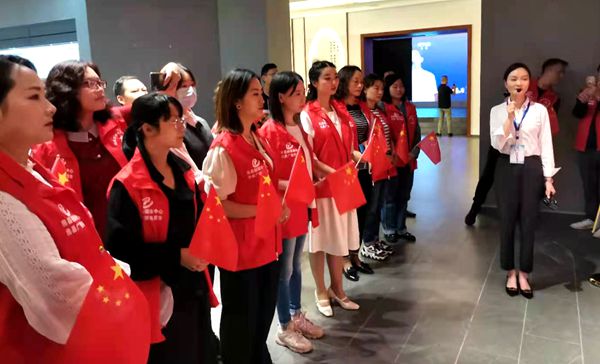 县融媒体中心： 学习红色历史 传承红色精神