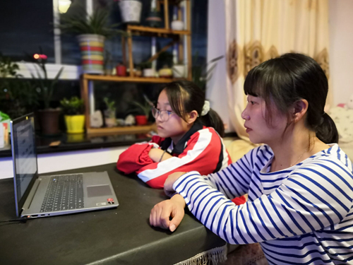 房县实验小学开展线上家长培训会