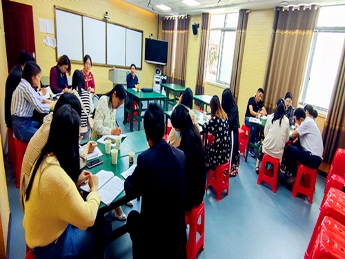 聚焦课堂  联校协作 共享共建  提升质量 ——房县东城小学教育集团暨西南学区举行六年级复习研讨活动