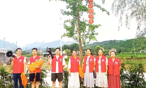 军店镇：闻“汛”而动，风雨中筑起“钢铁长城”