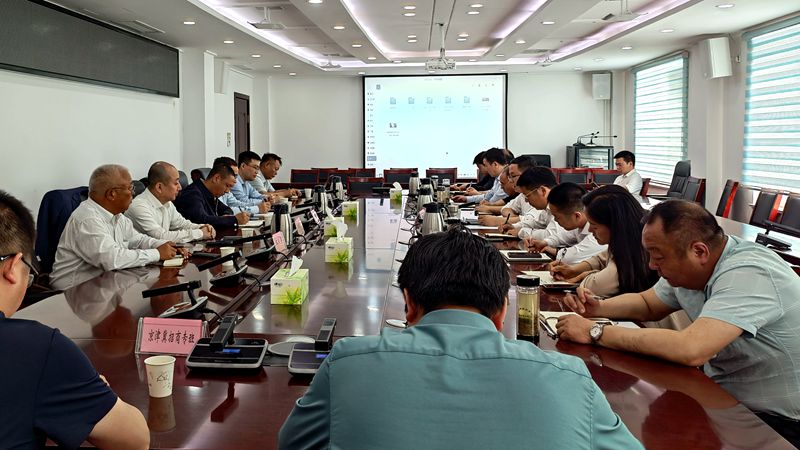 京津地区考察团来我县考察洽谈合作项目