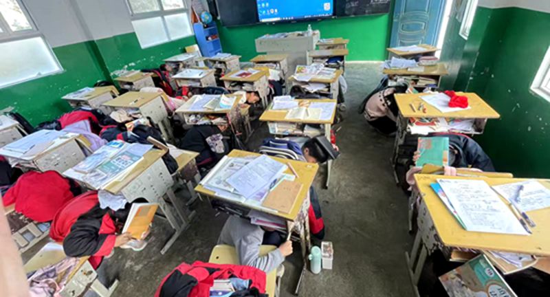 上龛学校:开展防震减灾演练 保障师生生命安全