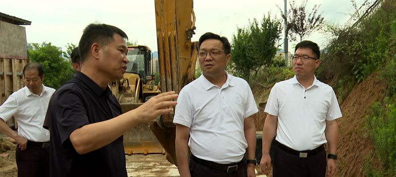 市委常委、政法委书记周智勇来我县检查督导“五防”工作
