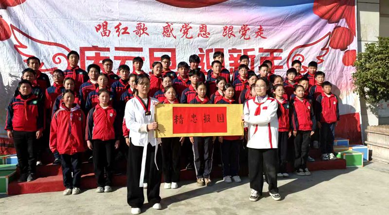 大木中学： 歌声唱响青春 旋律迎接新年