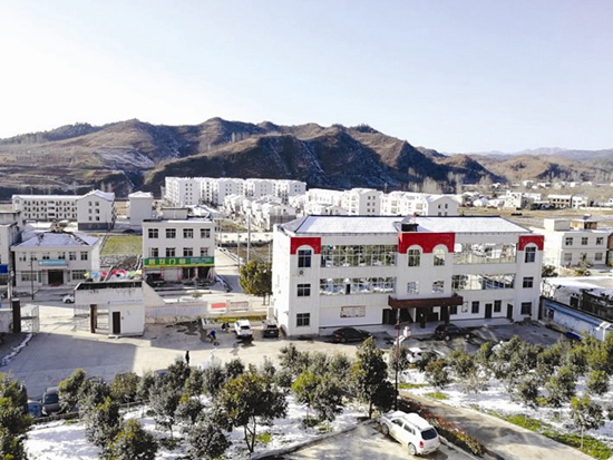 “白鹤”展翅任翱翔